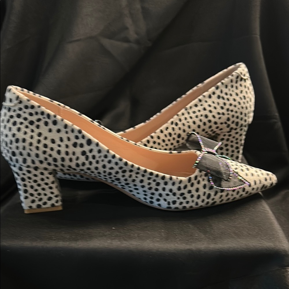 Elegant Black and White Women's Heels